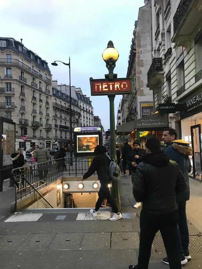 Studio 1000M Tour Effeil باريس المظهر الخارجي الصورة